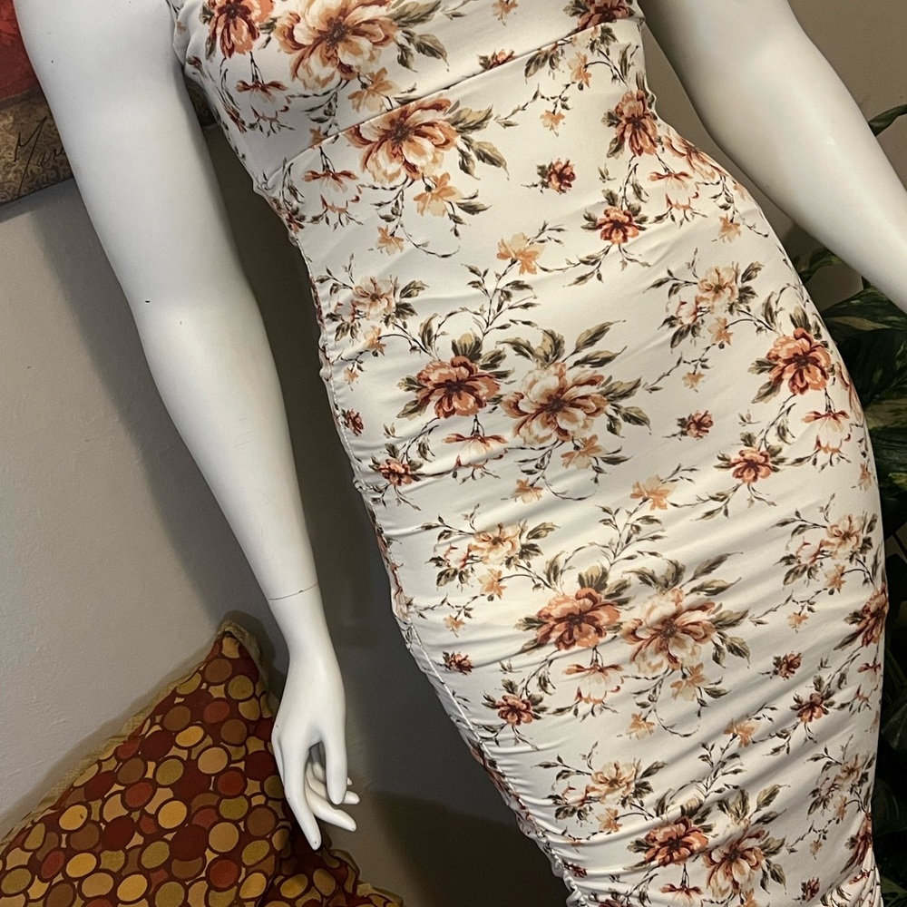 Floral White Bodycon Dress